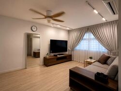 Blk 293D Skypeak @ Bukit Batok (Bukit Batok), HDB 4 Rooms #579654841
